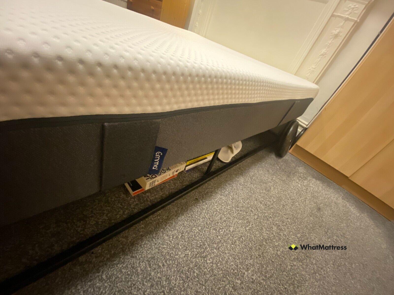 Simba Hybrid Pro vs. Emma Premium Comparison 2024 (UK)